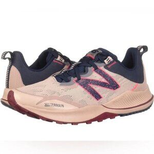 NWT New Balance Women's Sneakers - Pink and Navy Size 8.5